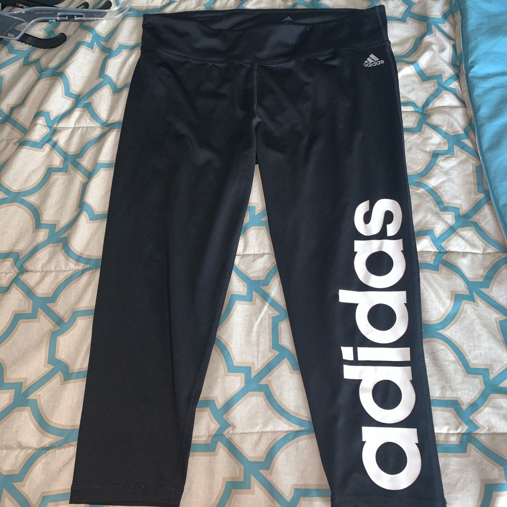 Addias Capris